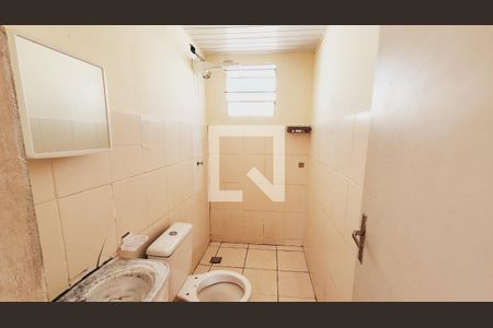 Banheiro de apartamento à venda com 2 quartos, 40m² em Jardim Tupi, Jundiaí