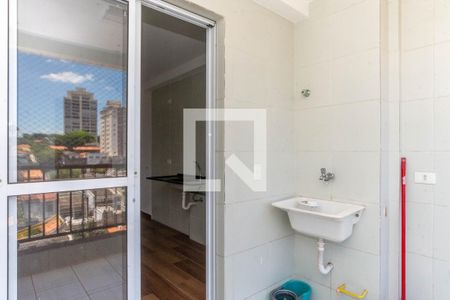 Varanda e área de serviço de apartamento para alugar com 2 quartos, 48m² em Vila Galvão, Guarulhos