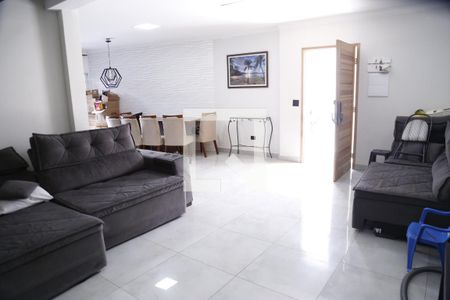 Sala de casa para alugar com 3 quartos, 400m² em Piqueri, São Paulo
