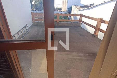 Vista da Sala 2 de casa à venda com 5 quartos, 206m² em Medianeira, Porto Alegre