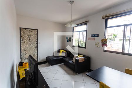 Sala de apartamento à venda com 3 quartos, 88m² em Floresta, Belo Horizonte