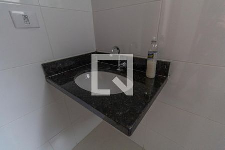 Banheiro de apartamento à venda com 1 quarto, 38m² em Chácara Belenzinho, São Paulo