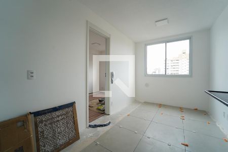 Cozinha de kitnet/studio para alugar com 1 quarto, 24m² em Água Branca, São Paulo