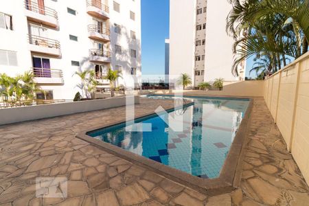 Apartamento à venda com 55m², 2 quartos e 1 vaga Apartamento à venda com 55m², 2 quartos e 1 vagaÁrea Comum - Piscina