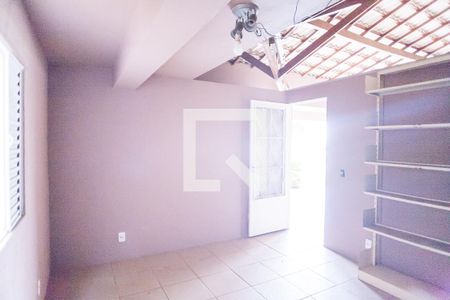 Casa de condomínio à venda com 580m², 4 quartos e 5 vagas Casa de condomínio à venda com 580m², 4 quartos e 5 vagasquarto do quintal