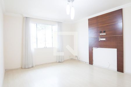 Casa de condomínio à venda com 580m², 4 quartos e 5 vagas Casa de condomínio à venda com 580m², 4 quartos e 5 vagassuite