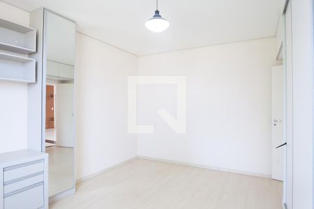 Casa de condomínio à venda com 580m², 4 quartos e 5 vagas Casa de condomínio à venda com 580m², 4 quartos e 5 vagasquarto 1