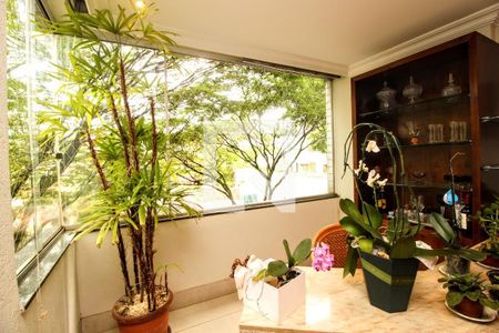 Varanda  de apartamento à venda com 3 quartos, 153m² em Santa Lúcia, Belo Horizonte