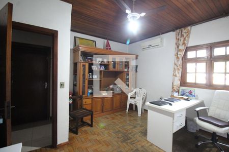Quarto 1 de casa à venda com 5 quartos, 180m² em Nossa Senhora das Gracas, Canoas