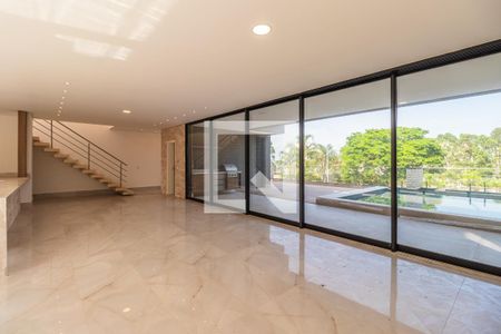 Sala de casa de condomínio à venda com 5 quartos, 422m² em Tamboré, Santana de Parnaíba