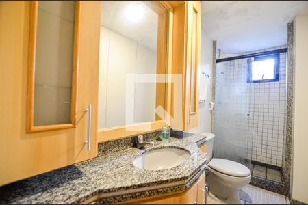 Banheiro de apartamento à venda com 1 quarto, 50m² em Boa Viagem, Niterói