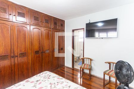 Suíte de apartamento à venda com 4 quartos, 150m² em Santo Antônio, Belo Horizonte