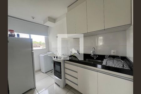 Cozinha  de apartamento à venda com 2 quartos, 45m² em Bom Jesus, Contagem