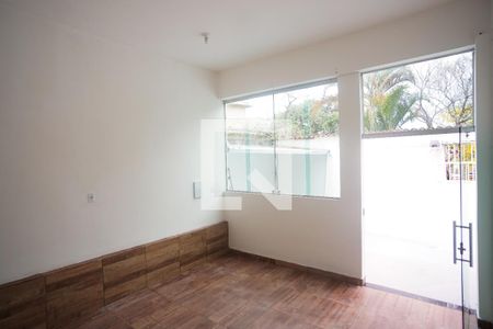 Sala 1 de casa para alugar com 3 quartos, 174m² em Trevo, Belo Horizonte