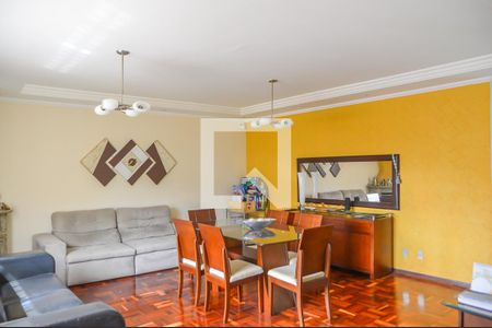 Sala de casa à venda com 3 quartos, 290m² em Nova Petrópolis, São Bernardo do Campo