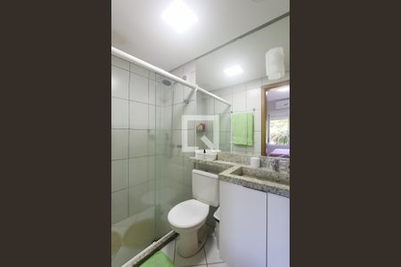 Banheiro suite de apartamento à venda com 3 quartos, 75m² em Cristo Redentor, Porto Alegre