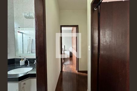 Corredor  de apartamento à venda com 3 quartos, 88m² em Santa Cruz, Belo Horizonte
