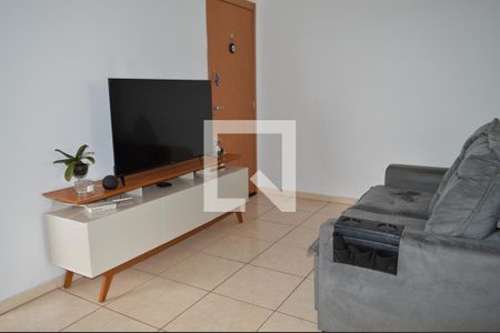 Sala de apartamento à venda com 2 quartos, 58m² em Chacaras Reunidas Santa Terezinha, Contagem