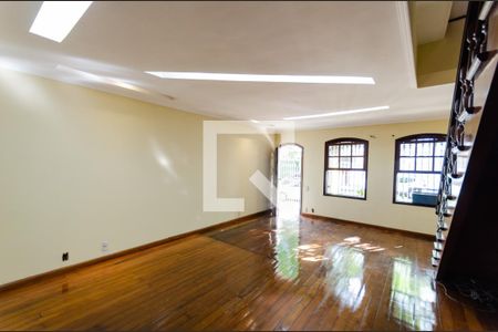 Sala de casa para alugar com 6 quartos, 410m² em Vila Isabel, Rio de Janeiro