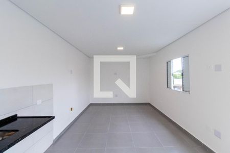 Quarto/Cozinha de kitnet/studio para alugar com 1 quarto, 23m² em Vila Londrina, São Paulo