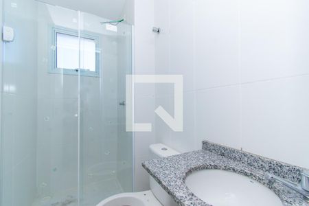 Banheiro de apartamento para alugar com 1 quarto, 34m² em Chácara Mafalda, São Paulo