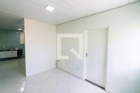 Sala de casa para alugar com 1 quarto, 40m² em Vila Mira, São Paulo