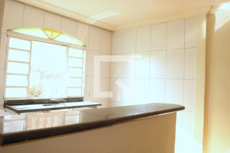 Cozinha de casa à venda com 2 quartos, 55m² em Bom Jesus, Contagem