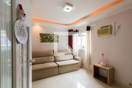 Sala de TV de casa de condomínio à venda com 5 quartos, 300m² em Jacarepaguá, Rio de Janeiro