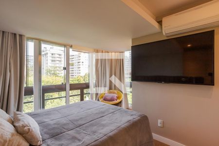 Suíte de apartamento à venda com 3 quartos, 346m² em Auxiliadora, Porto Alegre