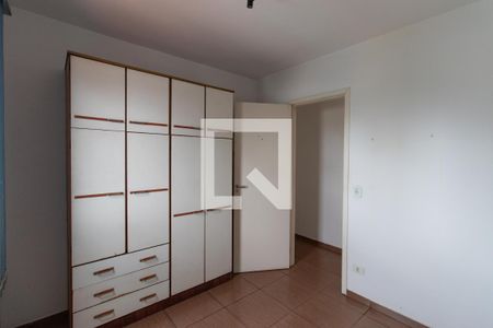 Quarto 1 de apartamento para alugar com 2 quartos, 60m² em Parque Novo Mundo, São Paulo