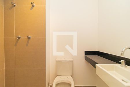 Banheiro de apartamento para alugar com 1 quarto, 17m² em Bela Vista, São Paulo