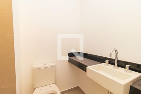 Banheiro de apartamento para alugar com 1 quarto, 17m² em Bela Vista, São Paulo