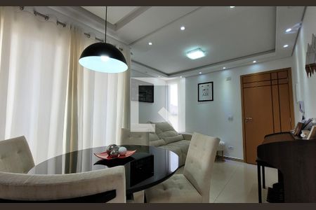 Apartamento à venda com 58m², 2 quartos e 1 vagaSala