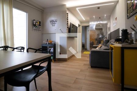 Sala de apartamento para alugar com 2 quartos, 54m² em Setor Negrão de Lima, Goiânia
