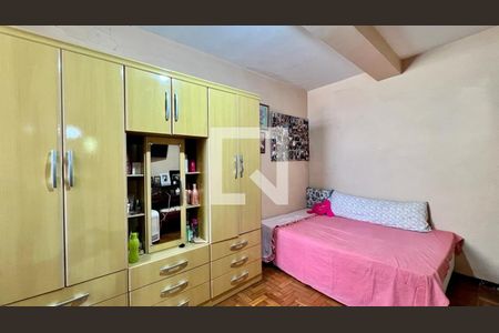 quarto 2 de casa à venda com 4 quartos, 295m² em Jardim America, Belo Horizonte