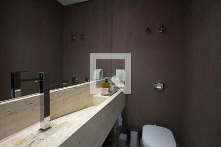 lavabo de apartamento à venda com 2 quartos, 77m² em Moema, São Paulo