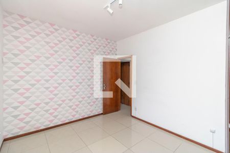 Quarto 1 de apartamento para alugar com 2 quartos, 100m² em Jardim Guanabara, Rio de Janeiro