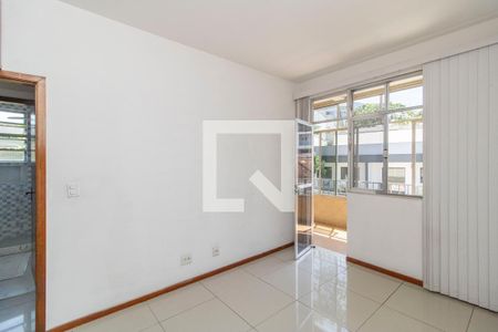 Quarto 2 de apartamento para alugar com 2 quartos, 100m² em Jardim Guanabara, Rio de Janeiro