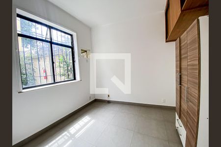 Quarto 1 de casa de condomínio para alugar com 3 quartos, 105m² em Botafogo, Rio de Janeiro