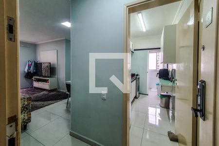 entrada de apartamento para alugar com 2 quartos, 50m² em Cambuci, São Paulo