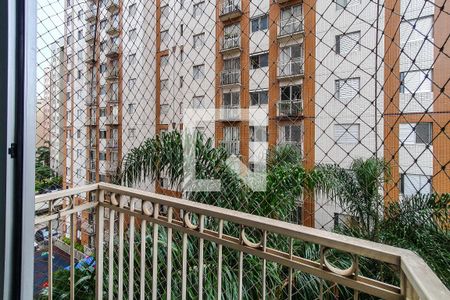 sala varanda vista de apartamento para alugar com 2 quartos, 50m² em Cambuci, São Paulo