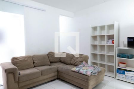Sala de apartamento à venda com 2 quartos, 60m² em Jardim Utinga, Santo André