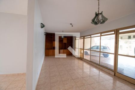 Sala de casa para alugar com 5 quartos, 353m² em Qnf 4, Brasília