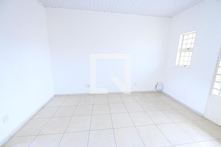 Sala 2 de casa para alugar com 3 quartos, 150m² em Parque das Laranjeiras, Goiânia