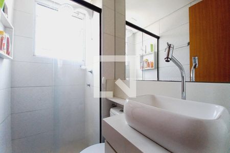 Banheiro de apartamento à venda com 2 quartos, 43m² em Loteamento Residencial Parque dos Cantos, Campinas