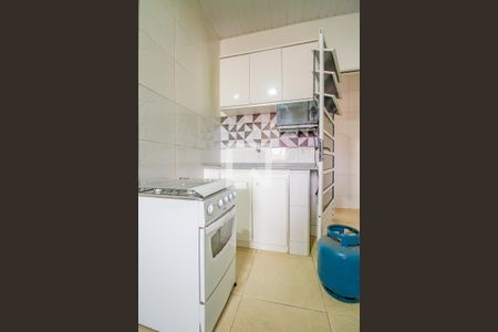 Cozinha de casa para alugar com 1 quarto, 24m² em Jardim Aeroporto, São Paulo