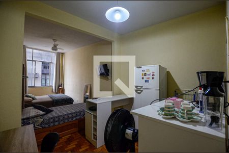 Studio à venda com 32m², 1 quarto e sem vagaSala/Quarto