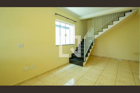 Sala de casa à venda com 3 quartos, 186m² em Residencial Santa Giovana, Jundiaí