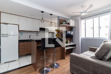 Sala de apartamento à venda com 2 quartos, 40m² em Itaquera, São Paulo