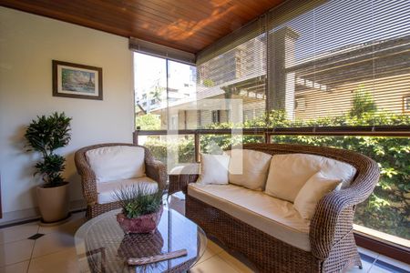 Varanda gourmet de apartamento à venda com 3 quartos, 138m² em Auxiliadora, Porto Alegre